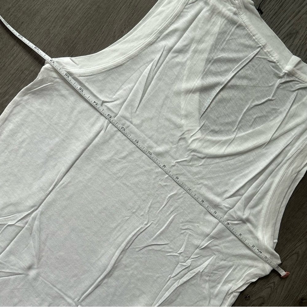 NWT 925Fit The Vine Vneck Tank top white women’s size medium sleeveless athletic - Picture 5 of 6
